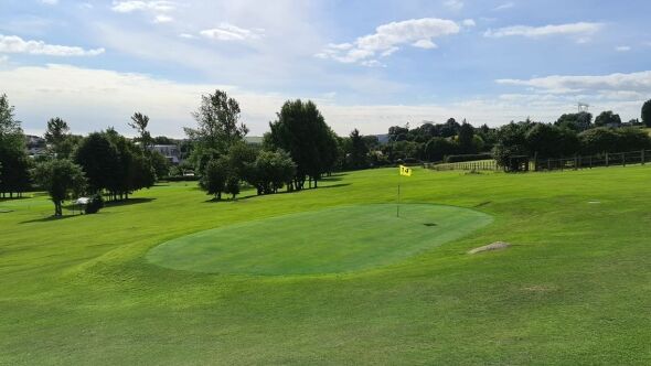 Burrow Par-3 GC: #14