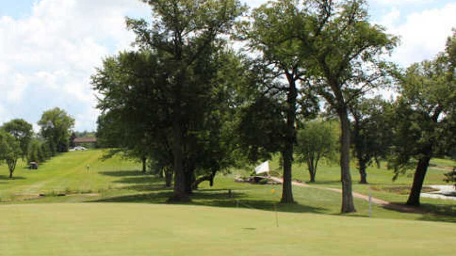 B’s on the River’s Edge GC