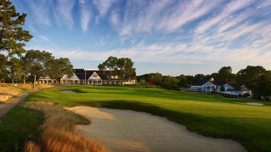 Oyster Harbors Club: Clubhouse