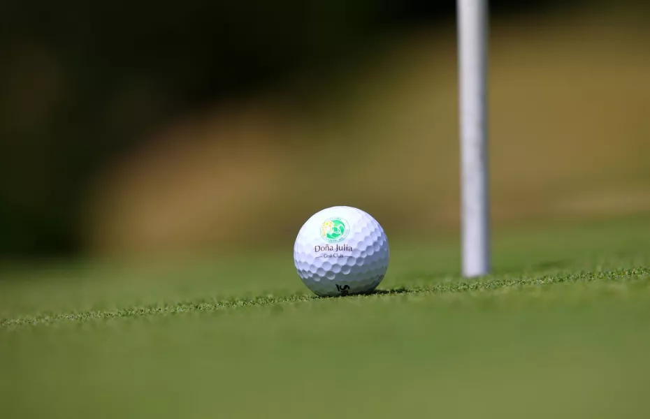 Dona Julia GC