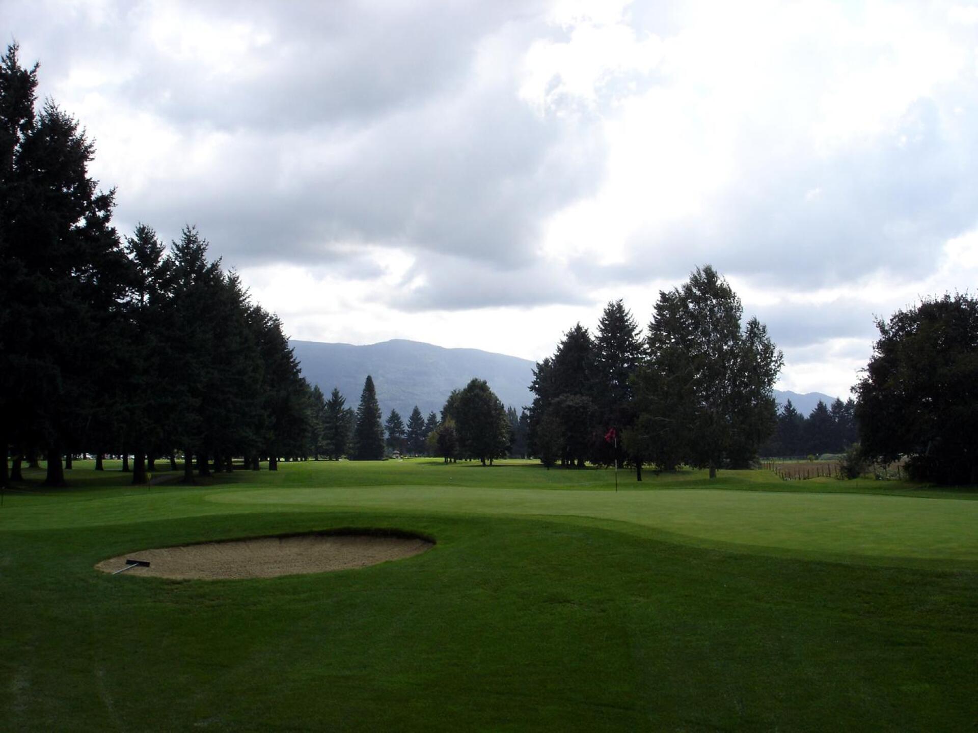 Chilliwack GC, Hole 1, Par 5, 551yds (Photo submitted by DYakimec on 12/29/2017)