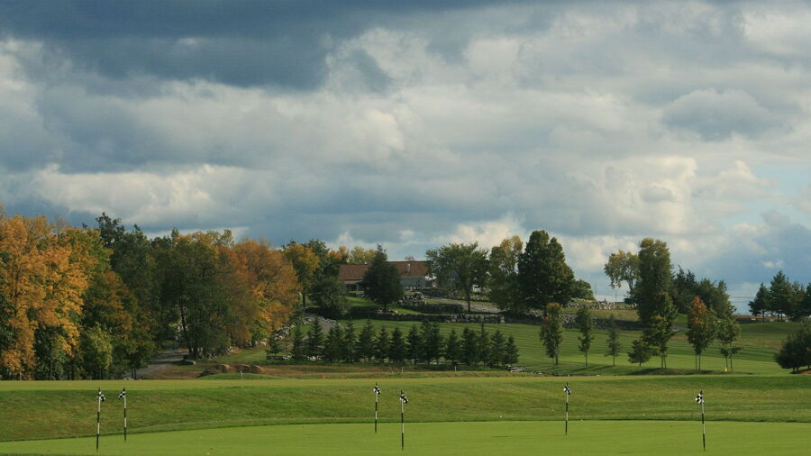 Black Bear Ridge: Putting green