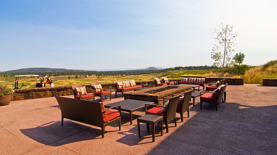 Tetherow Golf Club - patio