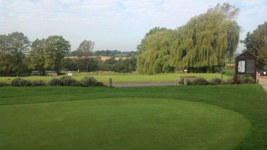 Crews Hill GC: putting green