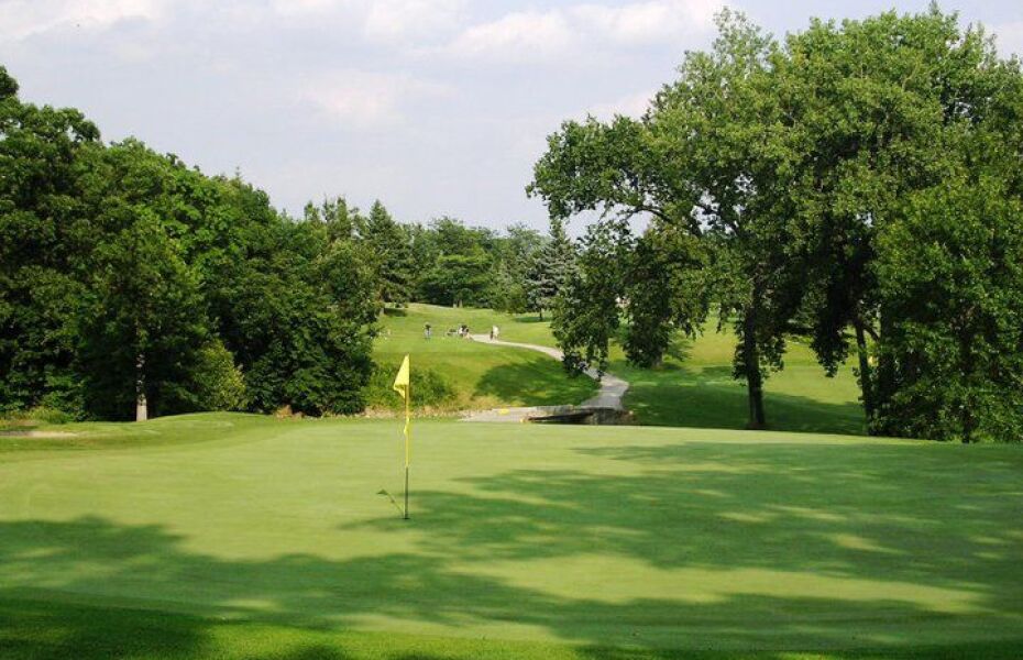 North at Silver Lake Country Club in Orland Park, Illinois, USA | Golf