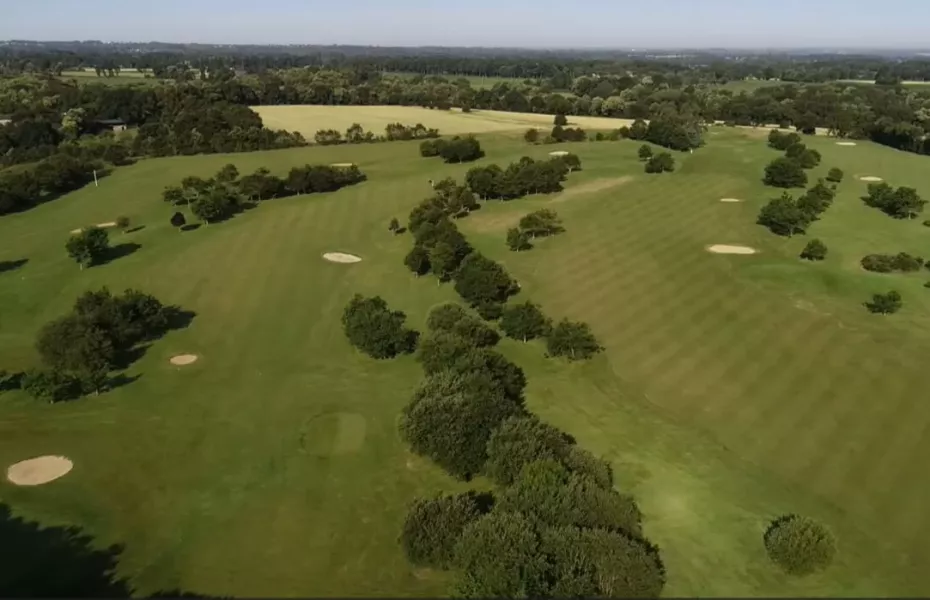 Tremereuc GC: Aerial