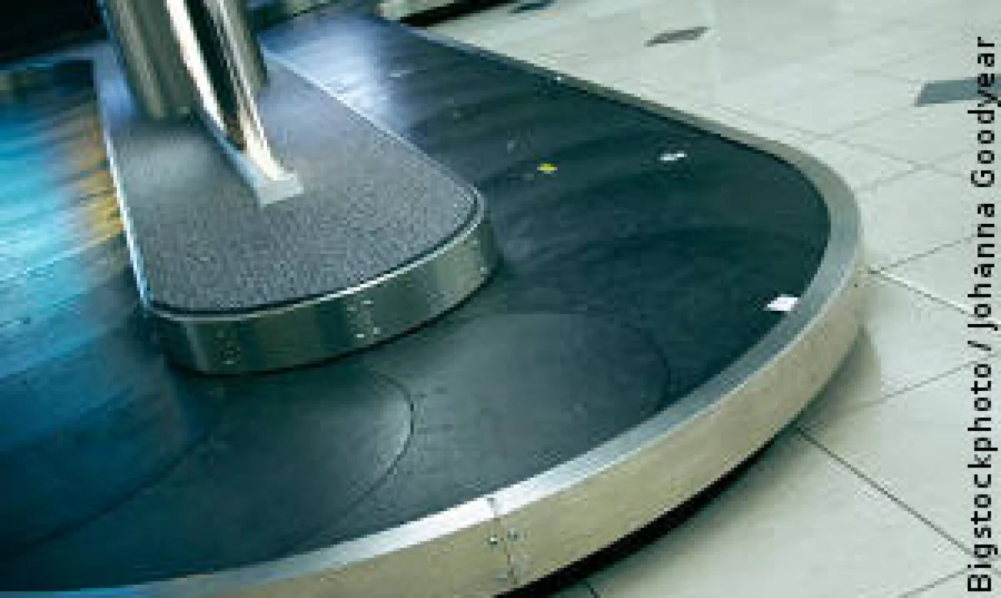 Shipping golf clubs can help you avoid the dreaded, "empty belt.