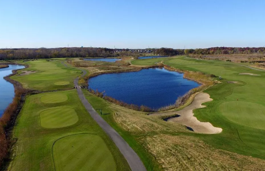 White Hawk CC - Silver Hawk Nine: #9