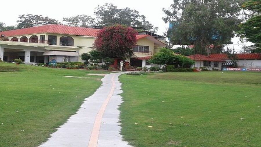 Lucknow GC: Clubhouse