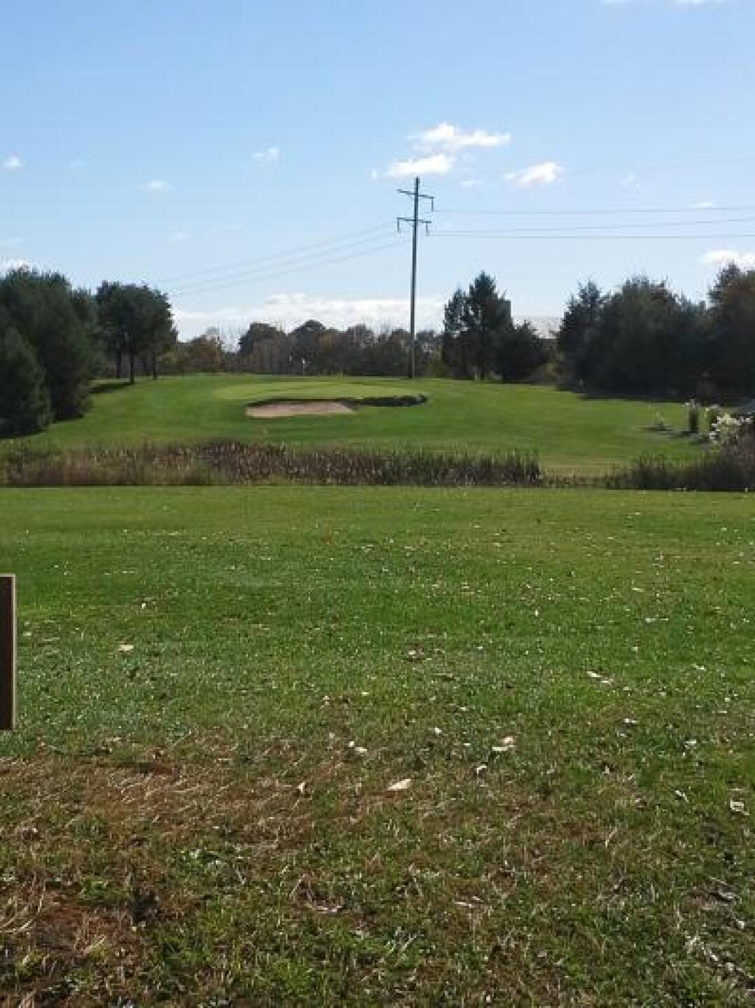 A nice signature hole, par 3 second (Photo submitted by firstgreen on 11/19/2014)