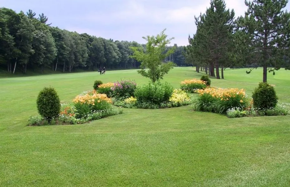 Club de Golf DuMoulin: #1