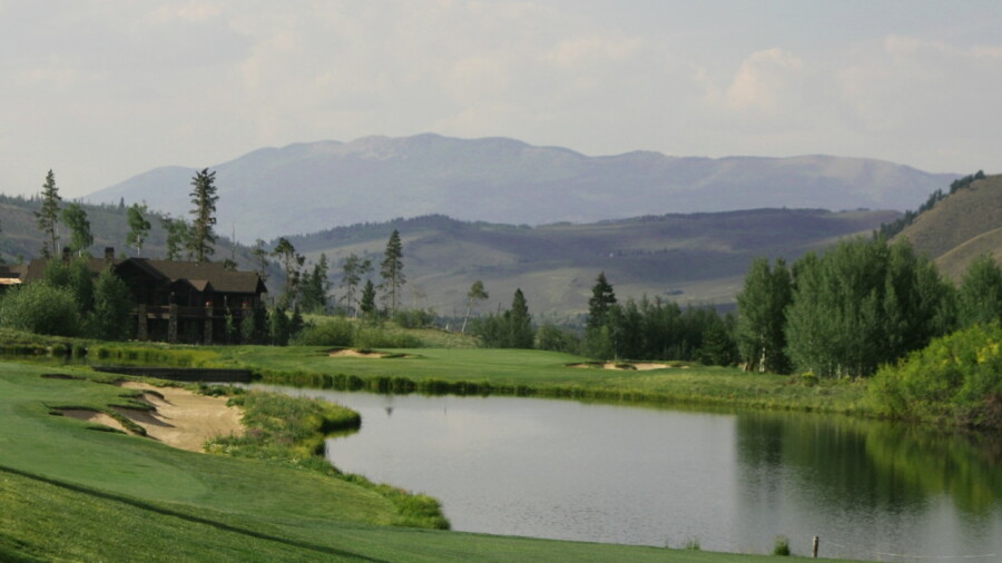 Raven Golf Club at Three Peaks - hole 11