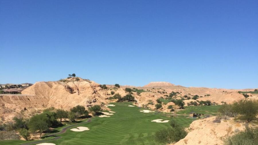 Wolf Creek - first hole