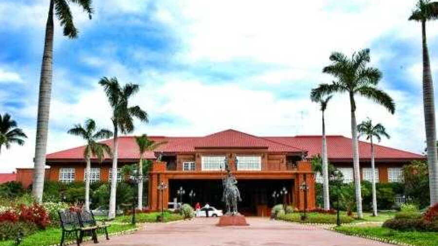 Fort Ilocandia Resort