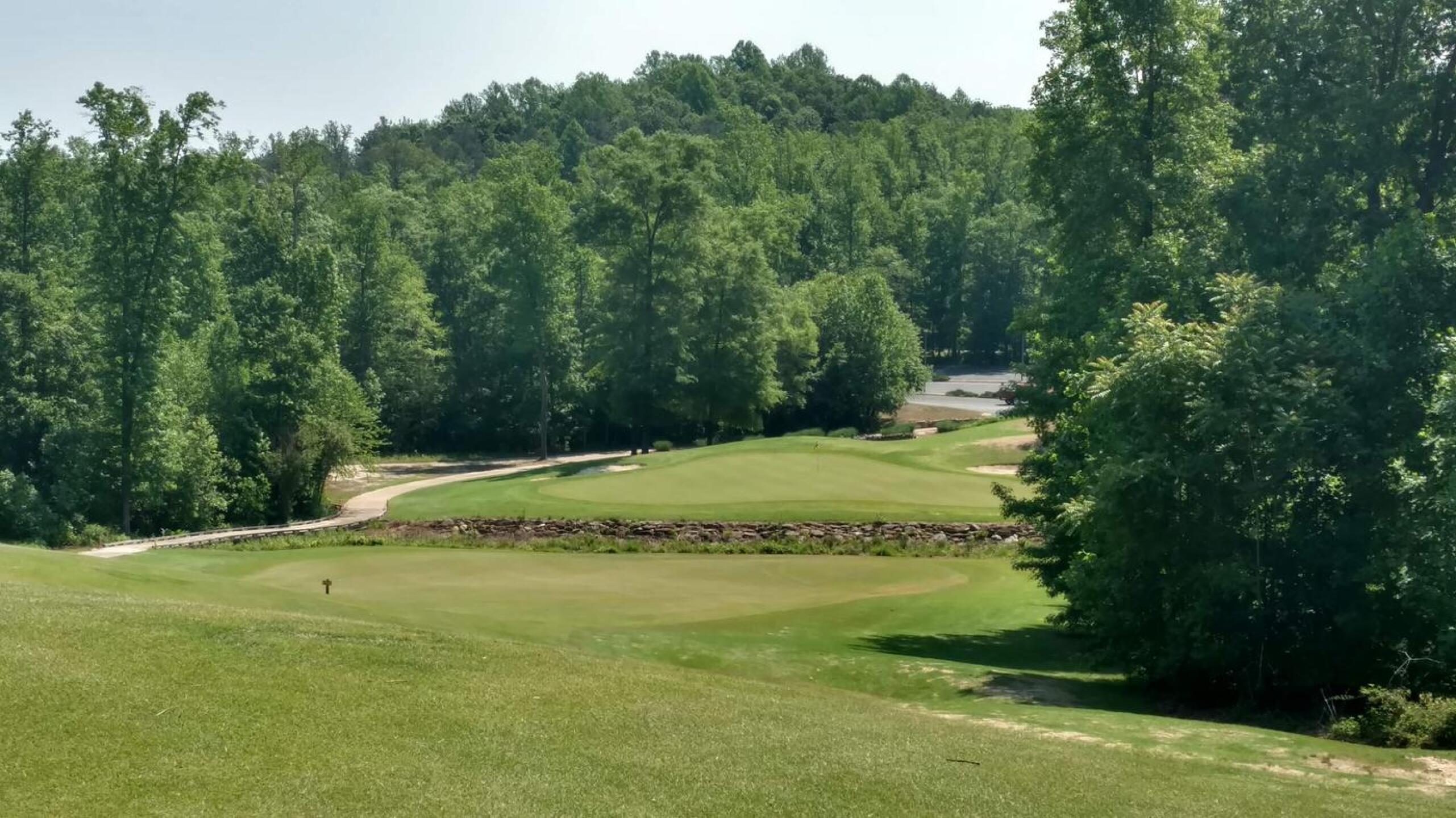 Par 4, #9 Green (Photo submitted by Bombtech6316 on 05/28/2018)