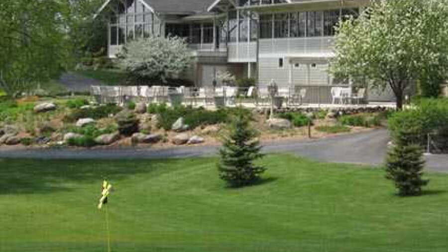West Bend CC: Clubhouse