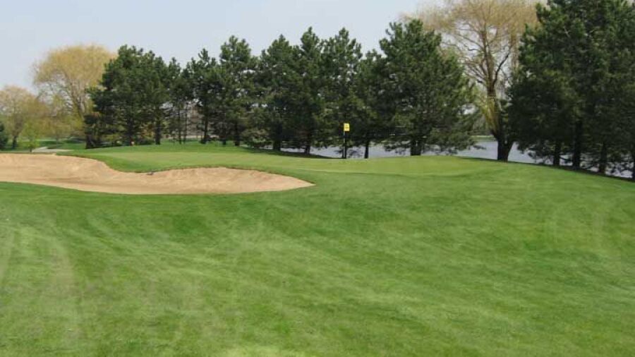 Walnut Greens GC