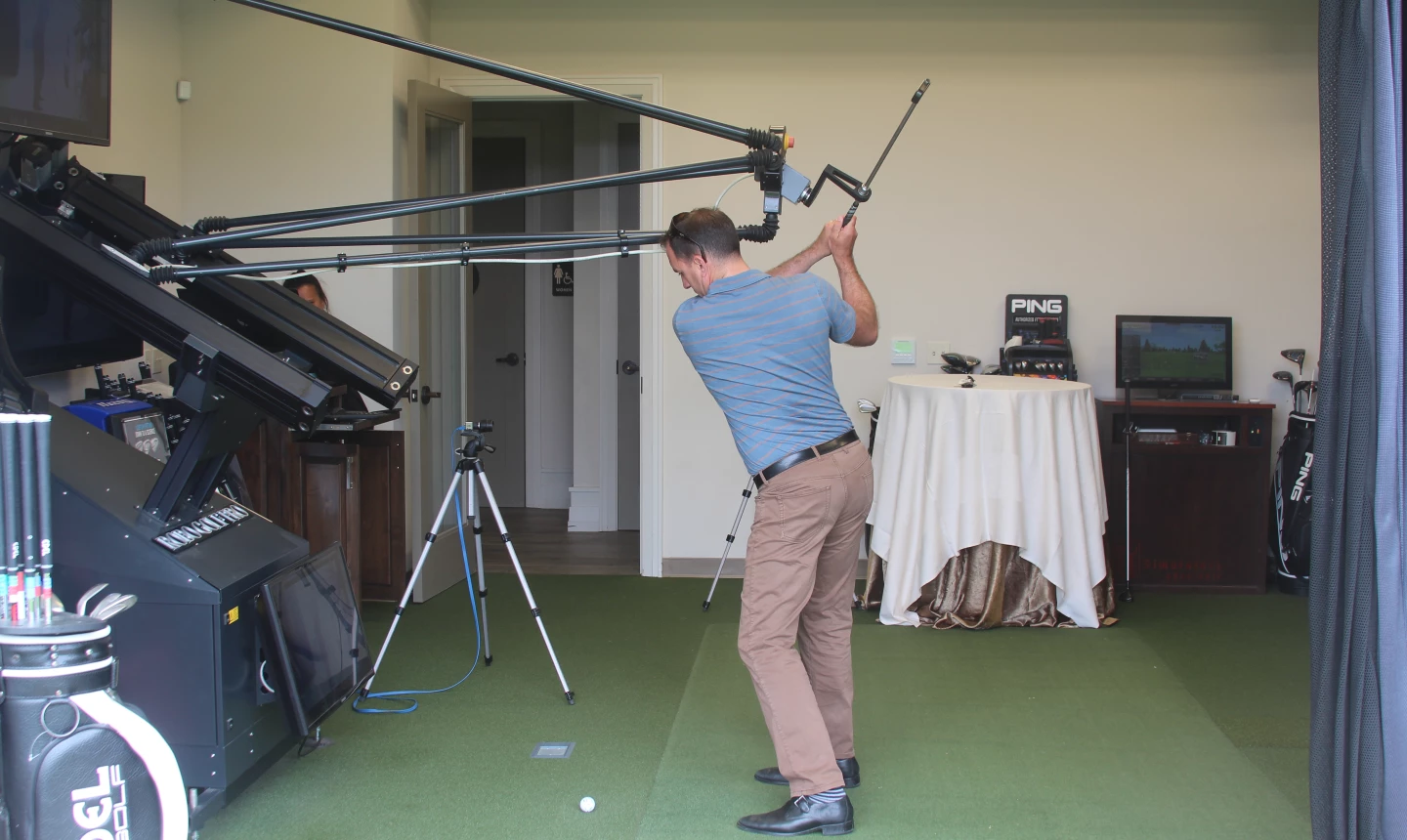 Pebble Beach Golf Academy - RoboGolfPro