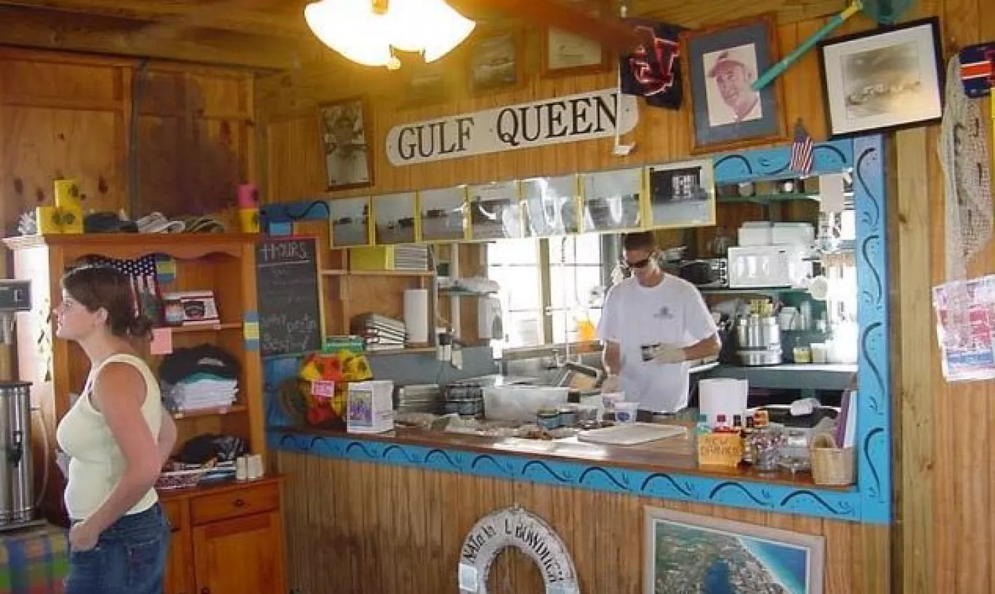 Dewey Destin's Harborside Restaurant