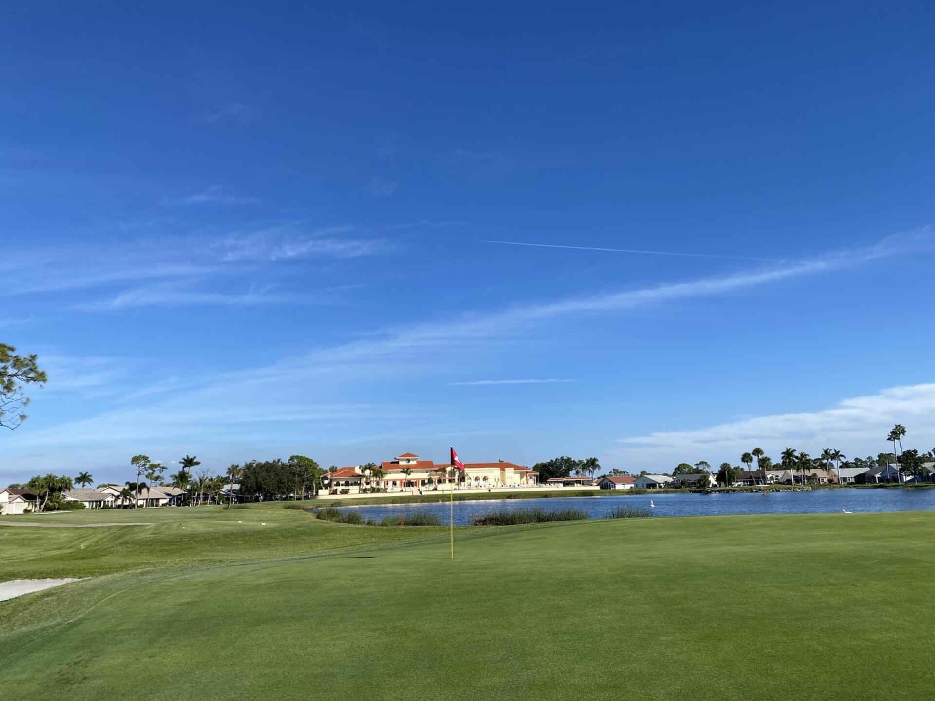 Beautiful clubhouse (Photo submitted by jmduncan48 on 11/30/2023)