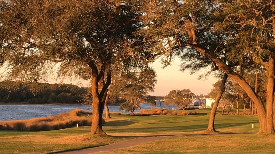Glen Dornoch Waterway Golf Links 