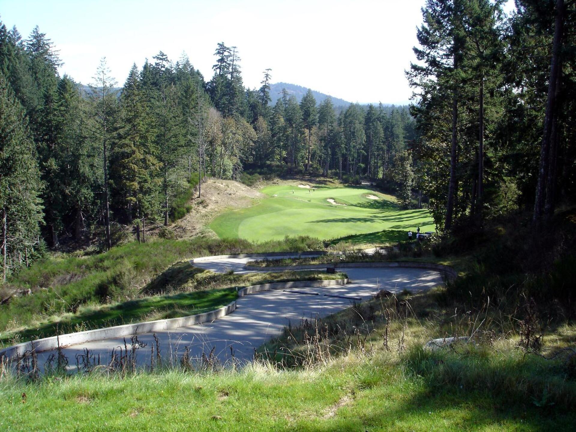 Bear Mountain Golf Resort, Valley Course, Hole 3, Par 4, 403 yds (Photo submitted by DYakimec on 03/15/2016)