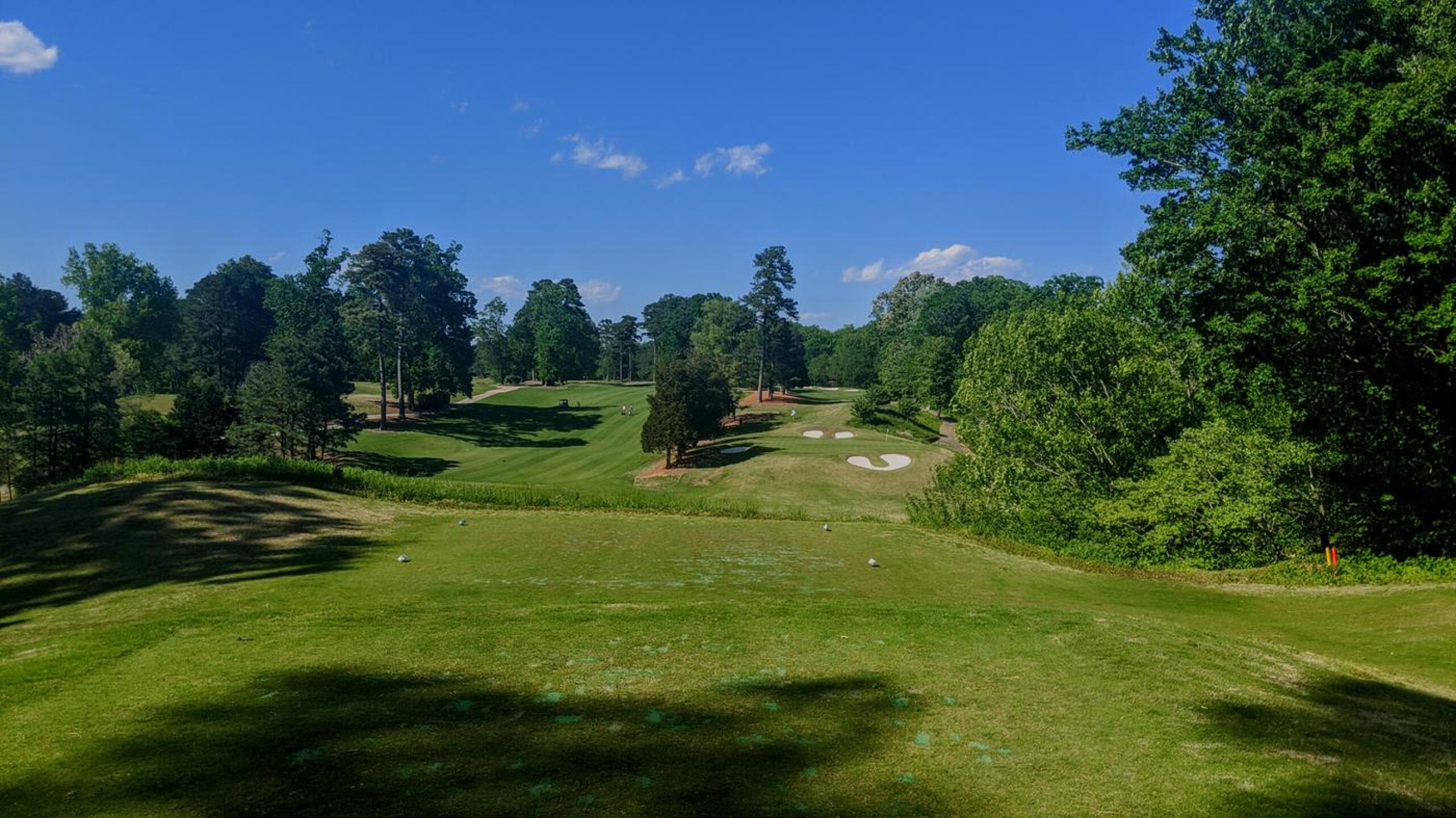 The par-3 7th to the right, par-5 2nd to the left. (Photo submitted by Back9Ben on 05/06/2020)