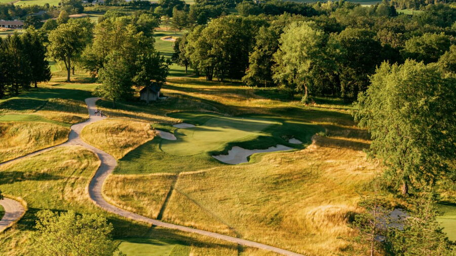 The Club at Lac La Belle: Aerial