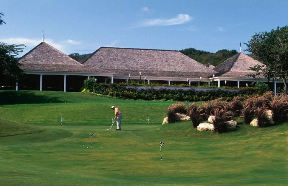 Cinnamon Hill GC at Rose Hall: Clubhouse