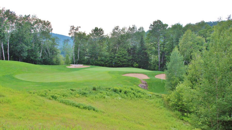 Mont Tremblant Resort - Le Diable golf course - 16th