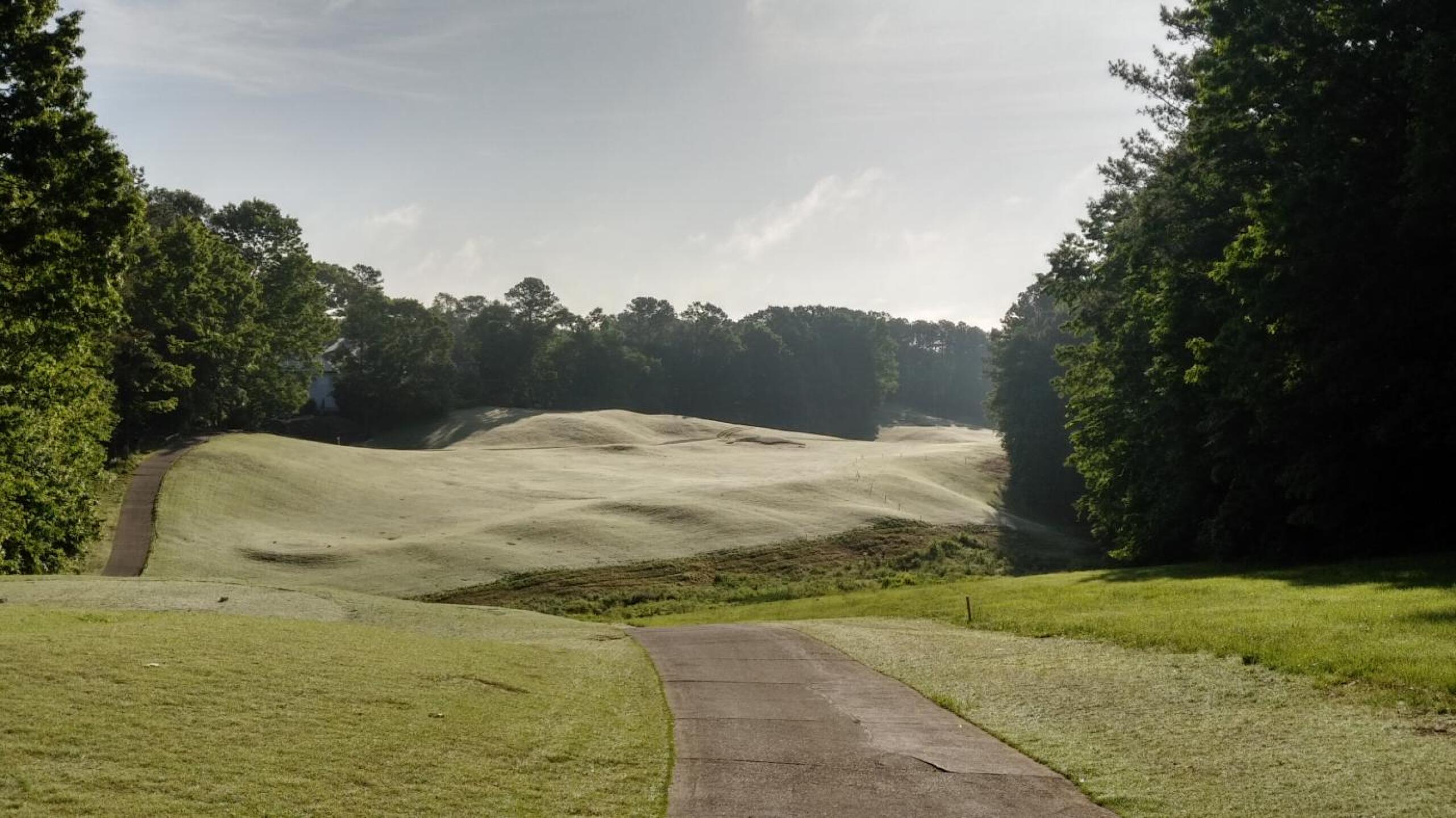 8th fairway (Photo submitted by JayEmm on 05/06/2019)