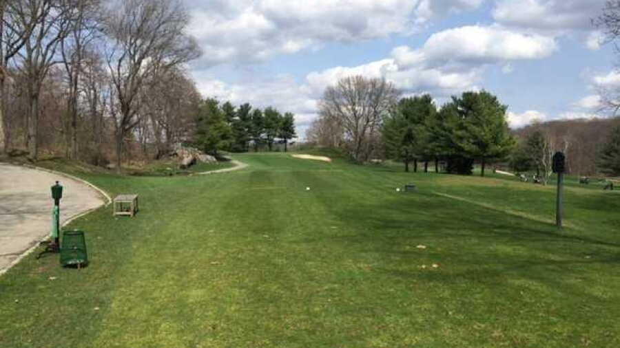 Maple Moor GC