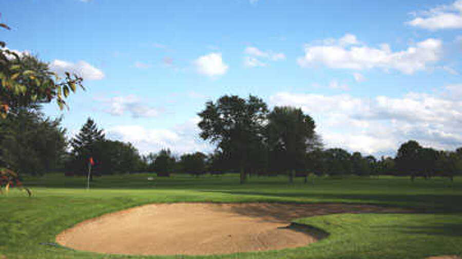 Bonnie Dundee GC: #18