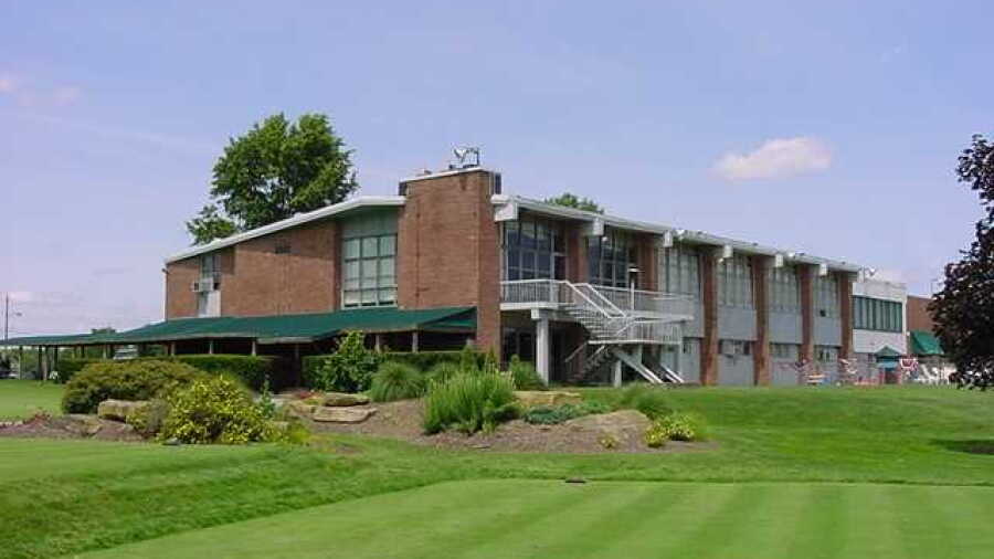 Steubenville CC: Clubhouse