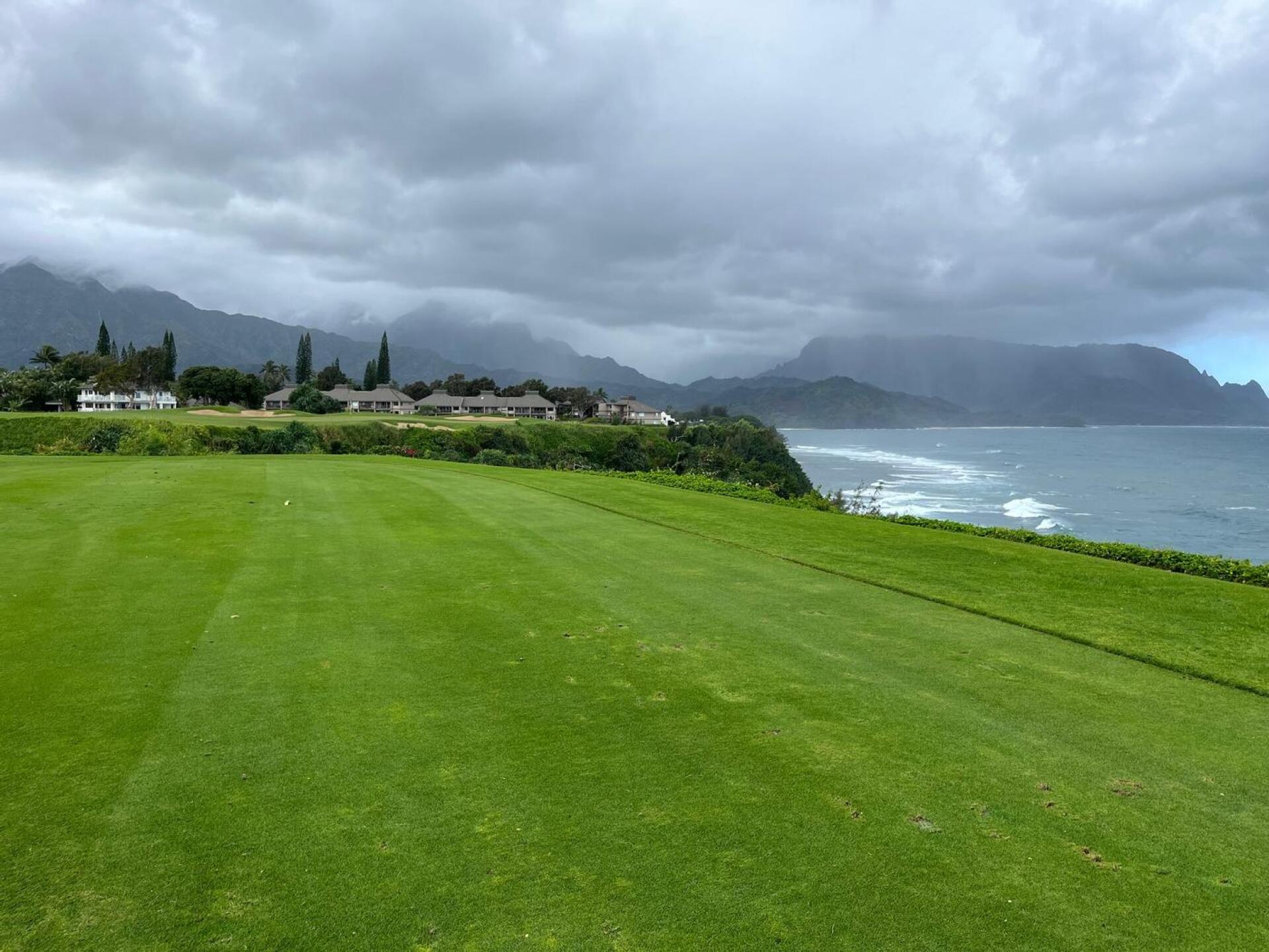 7th Hole Par 3 over canyon (Photo submitted by handymn on 12/07/2024)