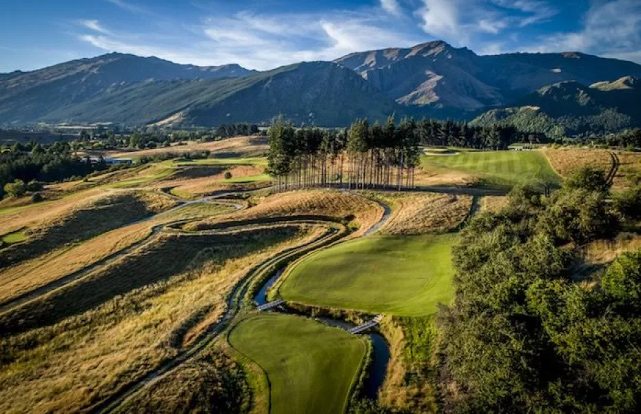 The Hills GC - The Farm: #7