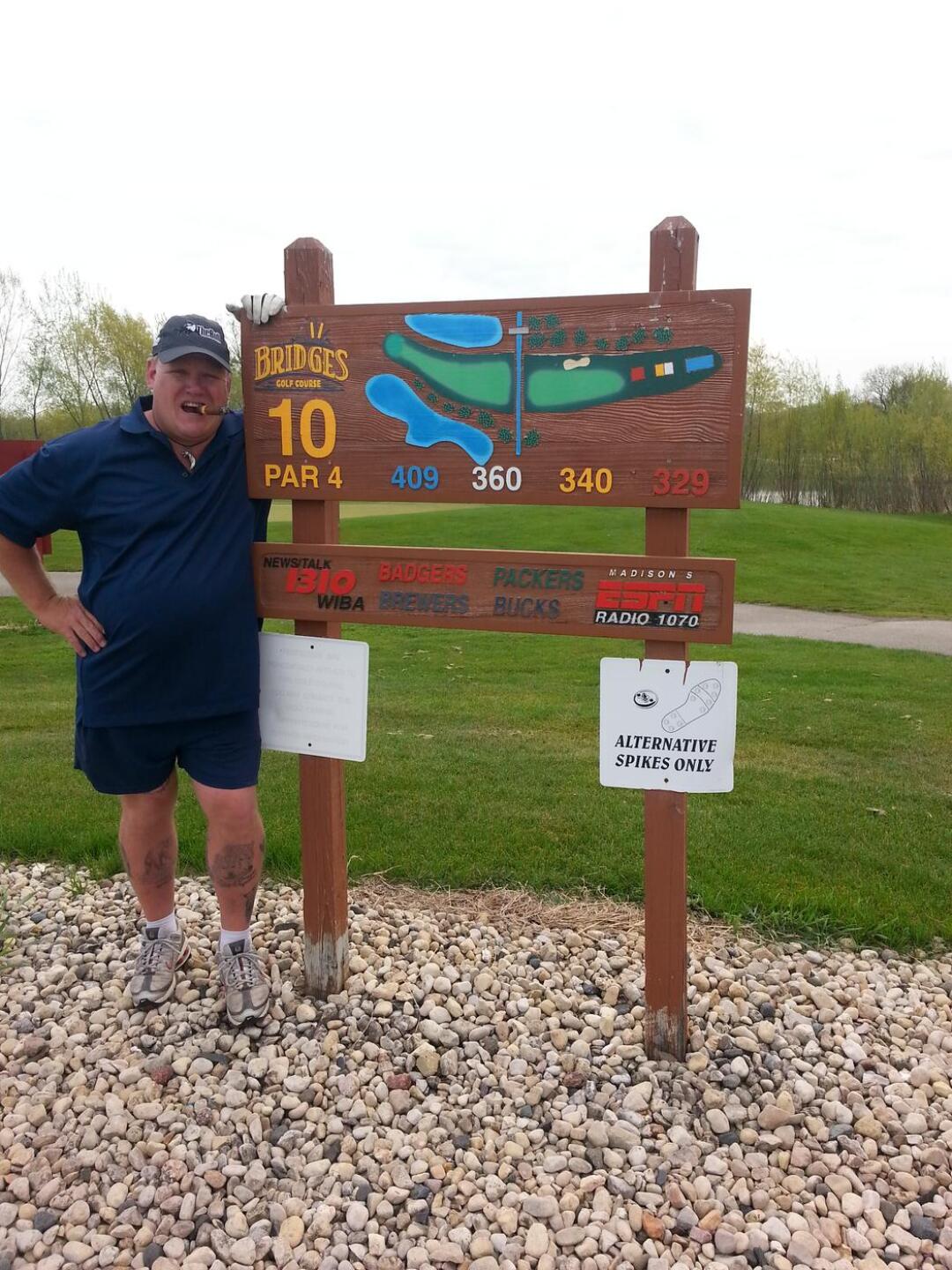 View of hole 10 (Photo submitted by DavidLaDuke on 05/04/2015)