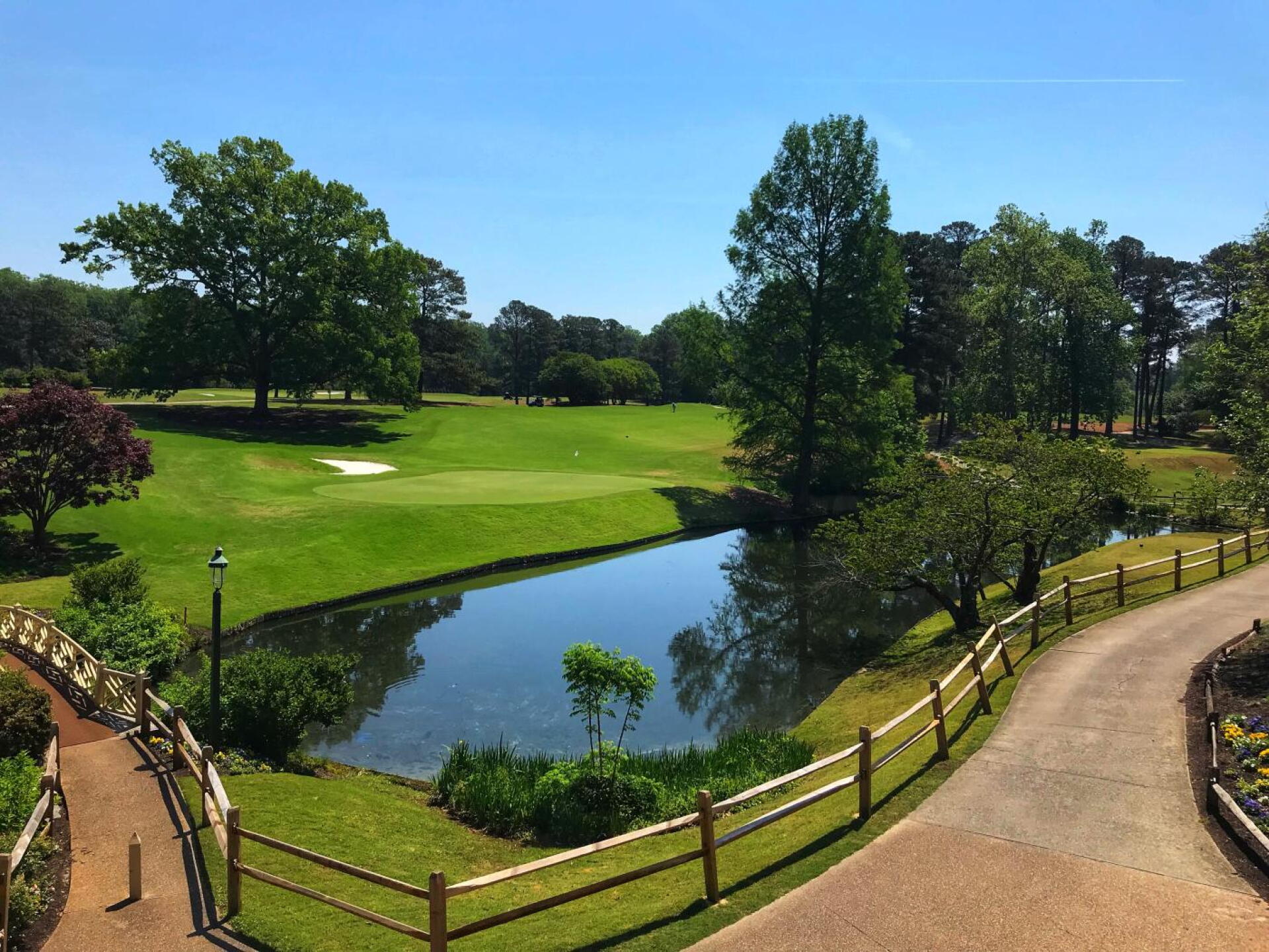 The par-4 18th (Photo submitted by MikeBaileyGolf on 05/13/2019)