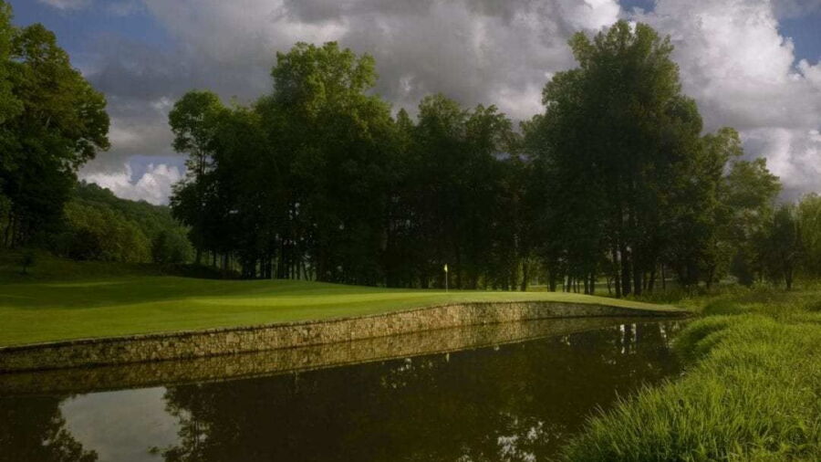 Achasta GC