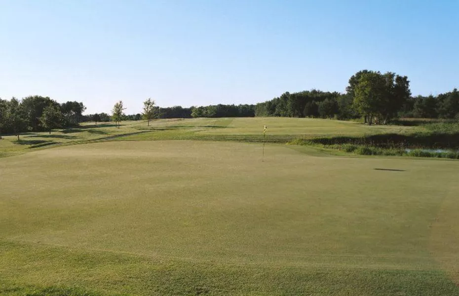 Tanners Brook Golf Club in Forest Lake, Minnesota, USA GolfPass