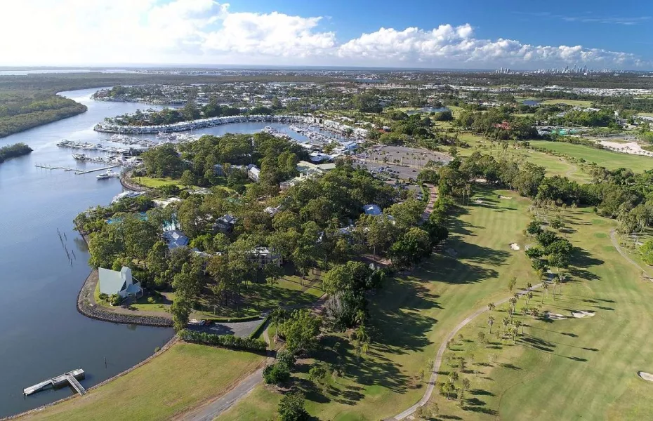  Sanctuary Cove Resort - The Palms: #17, #14