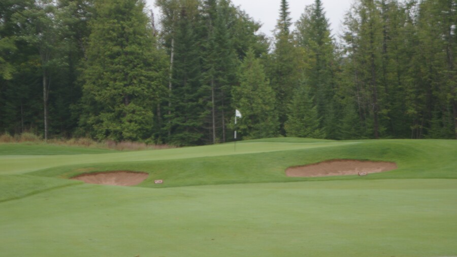 No. 10 at Sweetgrass Golf Club