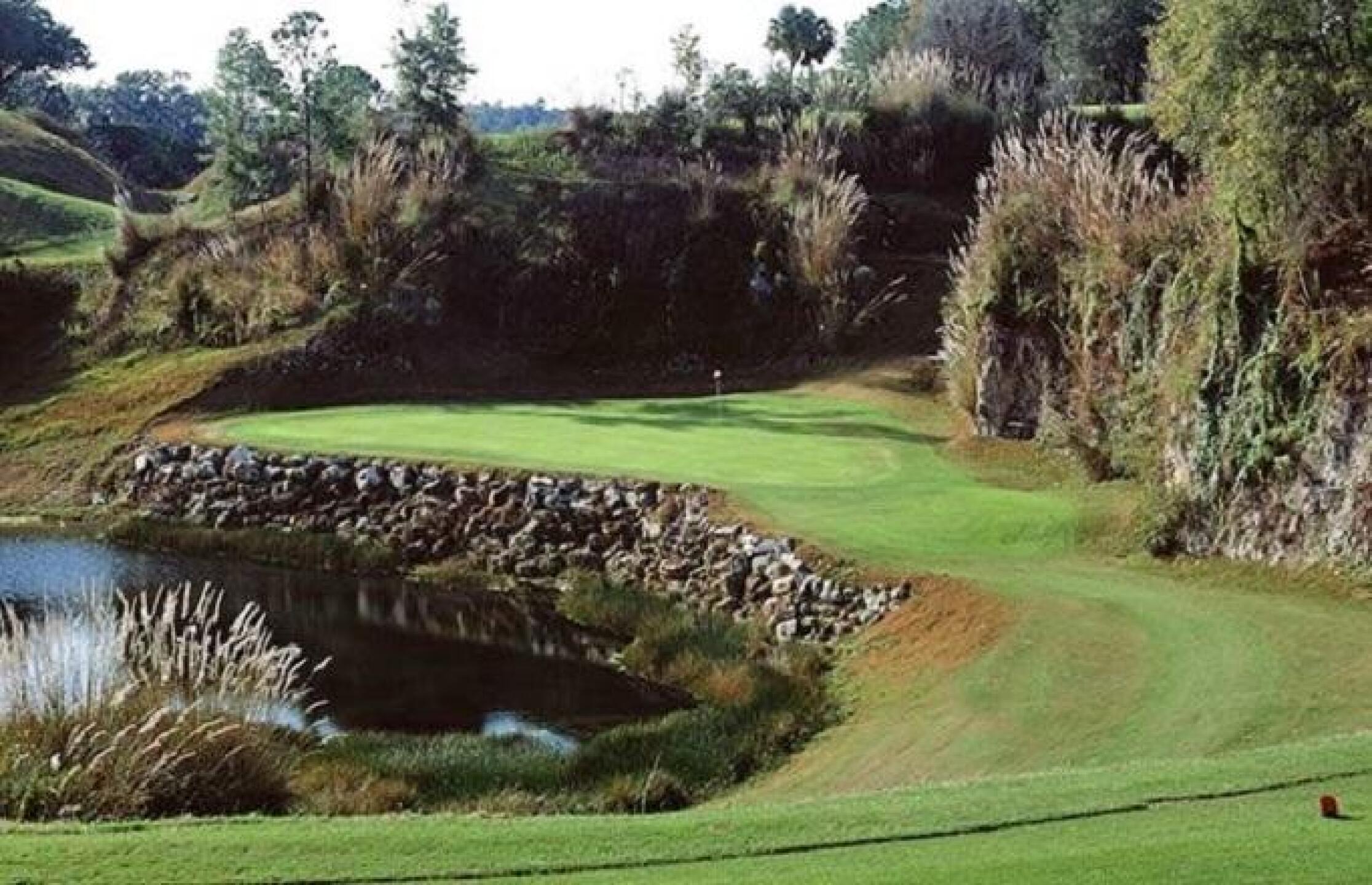 17th at Brooksville CC (Photo submitted by webbknight on 11/24/2017)