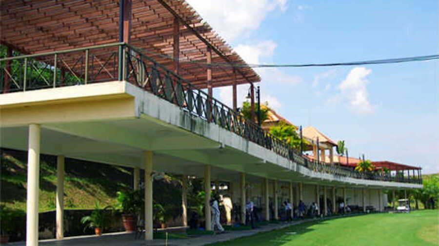 Tasik Puteri GCC: Driving range