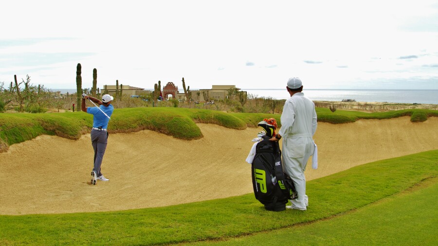 El Cardonal course at Diamante Cabo San Lucas - Tiger Woods playing