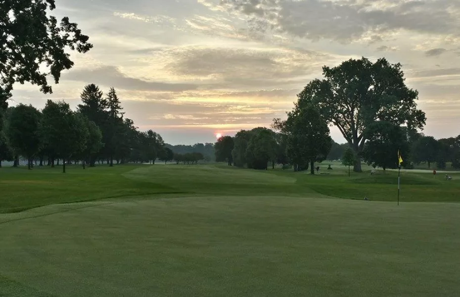 Lakeshore Municipal GC