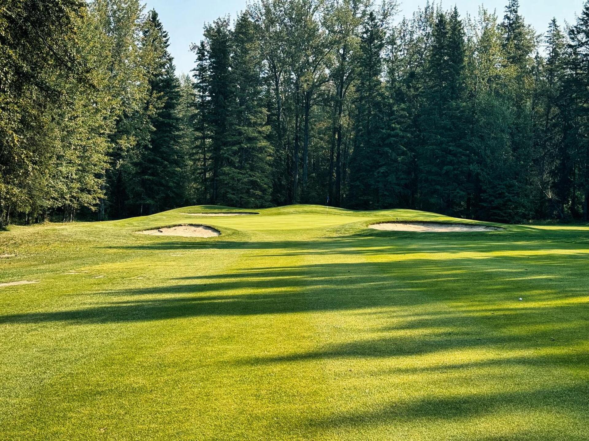 Whitecourt G&CC, Hole 5, Par 4, 420 yds (Photo submitted by DYakimec on 11/15/2024)