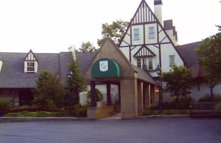 Columbia Hills CC: Clubhouse