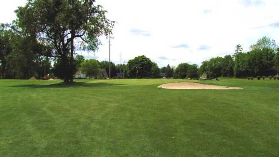 River Cliff GC: #1