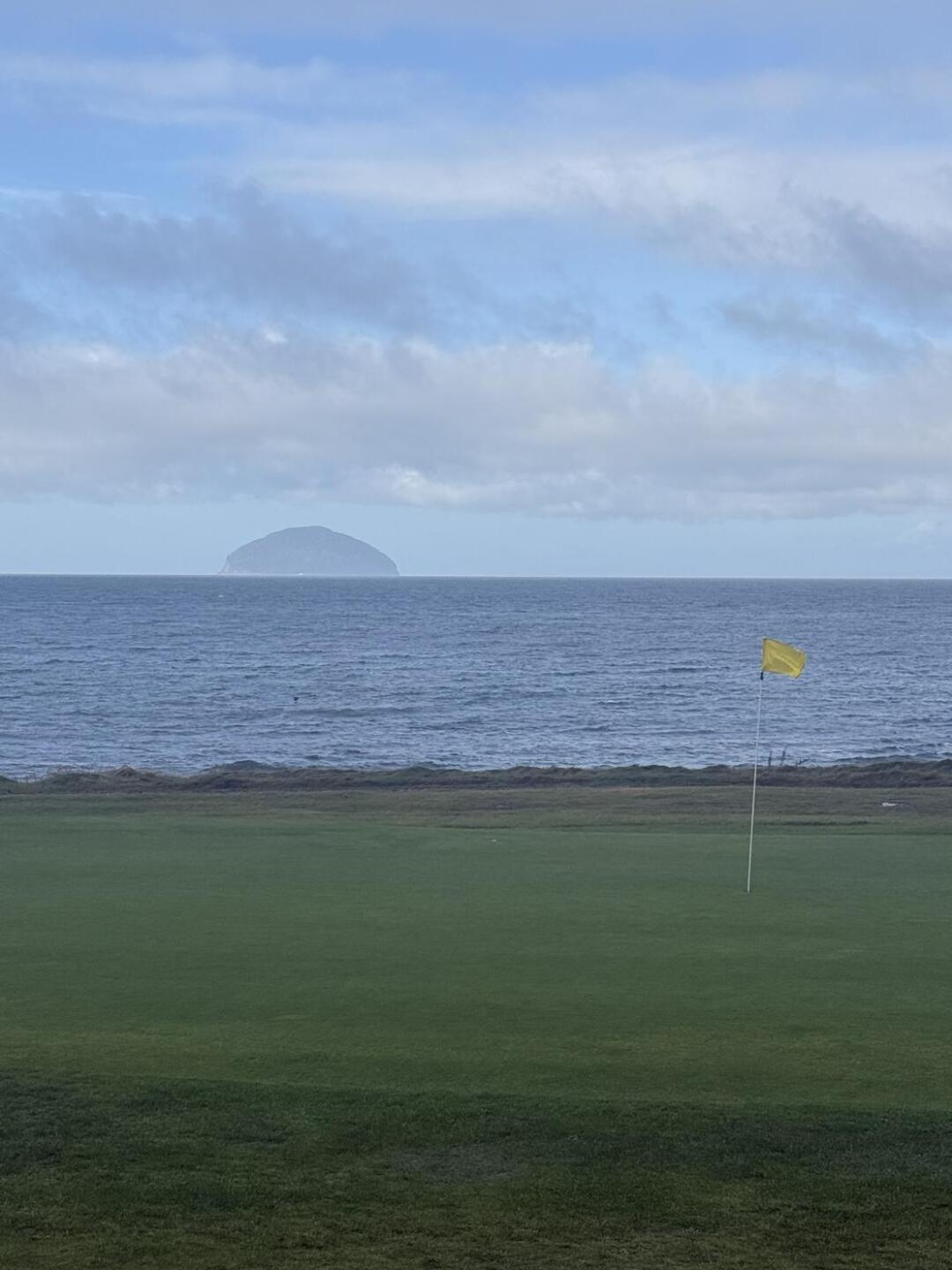 (Photo submitted by Townson1 on 11/10/2025)